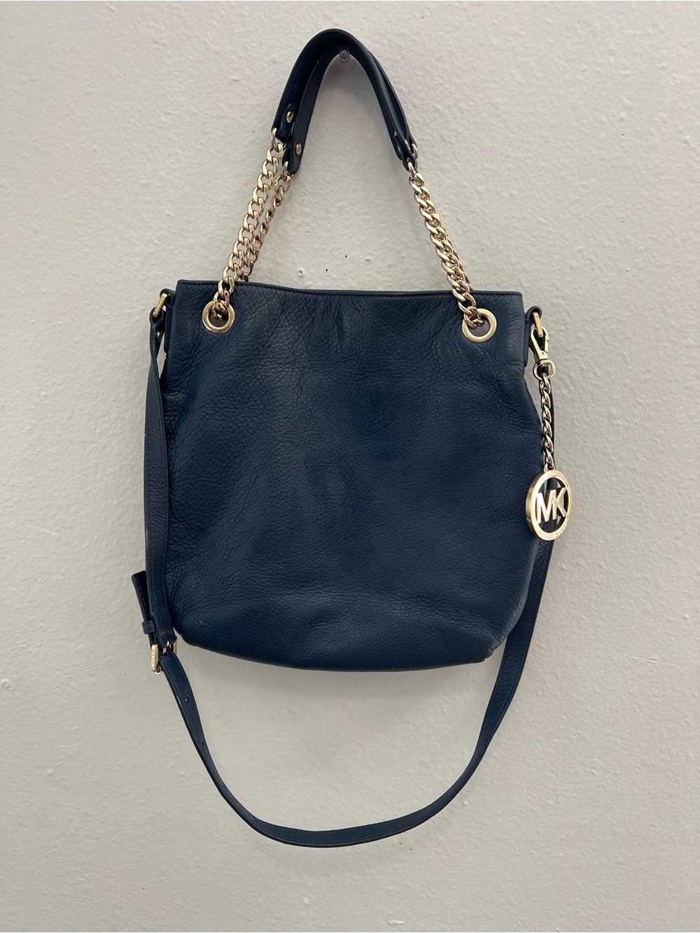 Michael Kors Navy Leather Shoulder Bag Gold Chain Strap Crossbody Purse